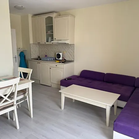 Sunny Center Apartamento
