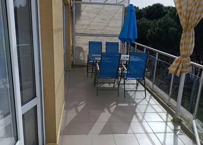 Sunny Center * Sunny Beach